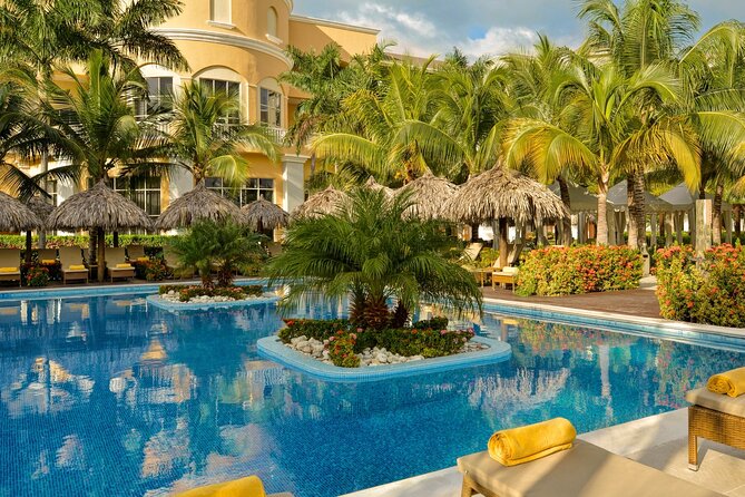 Private Airport Transfer to Iberostar Rose Hall Resort - Leaving Montego Bay Airport without the usual shuttle wait