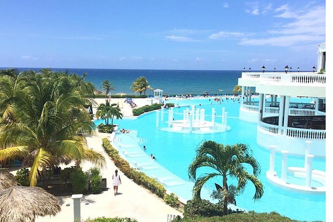 Private Airport Transfer to Lady Hamilton and Grand Palladium - The return trip matters just as much