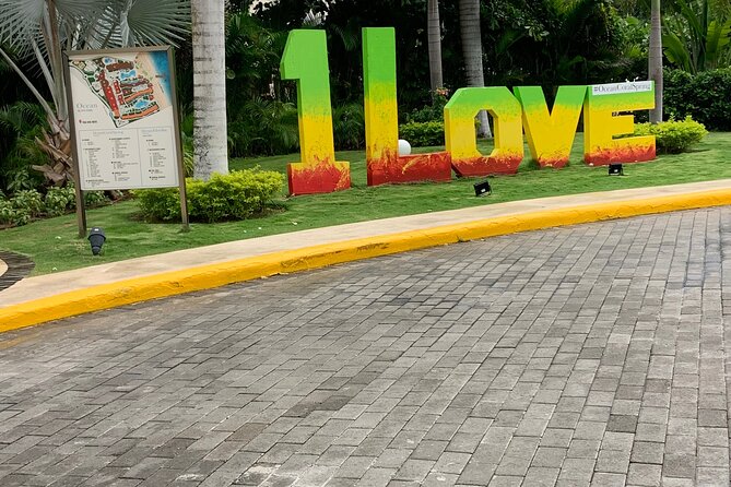 Private Airport Transfer to or from Ocean Coral Spring Resort - Key points to know before booking