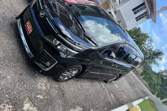 Private Airport Transfers in Montego Bay - Leaving Sangster International Airport with less fuss