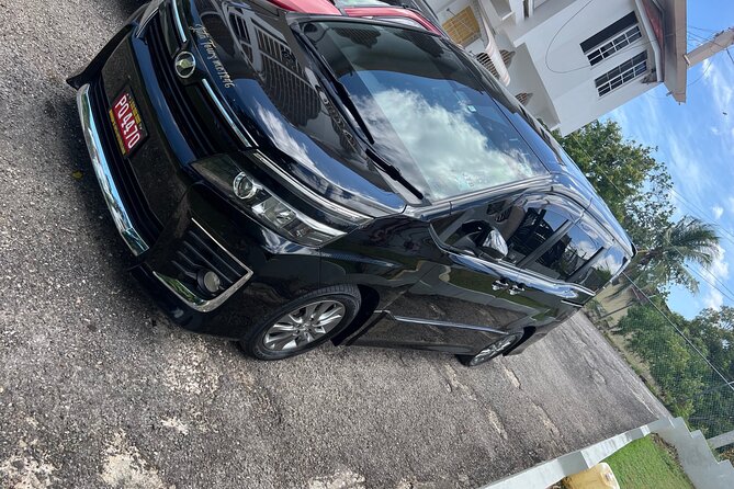Private Airport Transfers in Montego Bay - A private vehicle instead of a shared shuttle