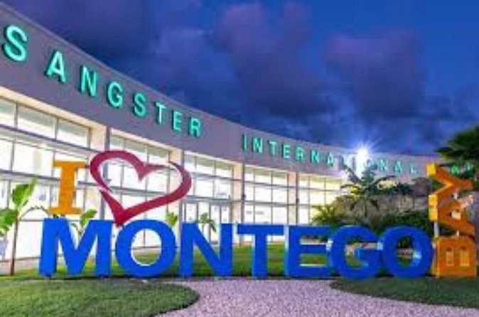 Private Airport Transfers to/from Hotels in Montego Bay - Who should book this transfer