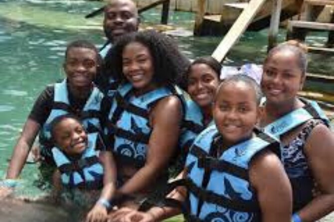 Private Dolphin Cove Adventure - The condition of the wider property
