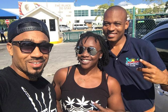 Private: Montego Bay Airport- Negril Resorts on the beach - Why the ride to Negril is part of the trip