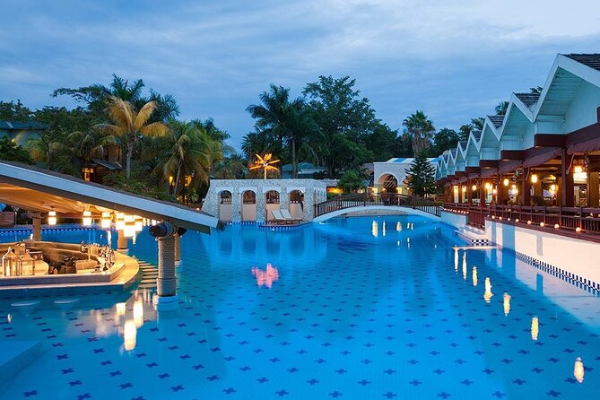 Private Montego Bay Jamaica Airport Transfer to Hotels in Negril - Arriving at Your Negril Hotel