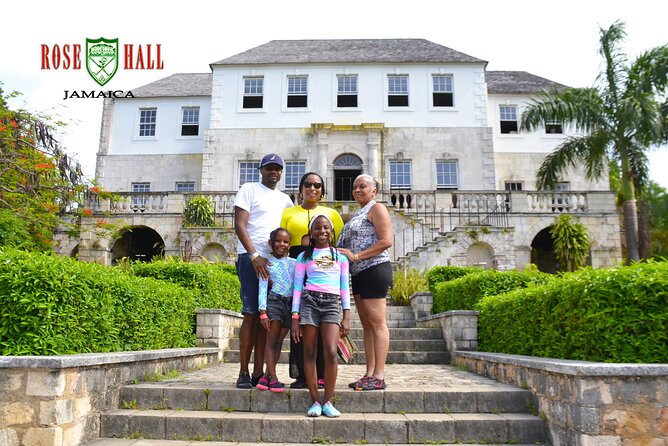 Private Montego Bay Shopping Tour with Transportation - Who should book this experience