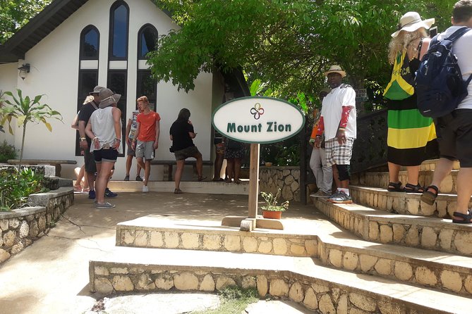 Private Nine Mile Tour from Montego Bay - From Montego Bay to the hills of Saint Ann