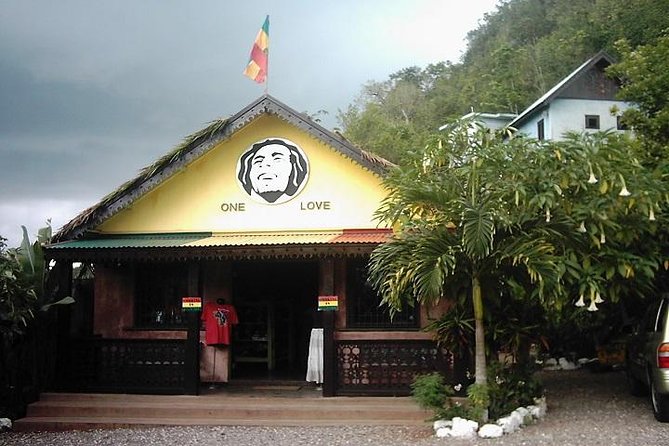 Private Nine Mile Tour from Montego Bay - What you see during the one-hour Nine Mile visit