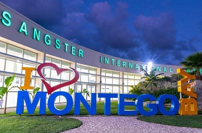 Private One-Way and Roundtrip Airport Transfer to Montego Bay Hotels - Roundtrip service for a smoother departure
