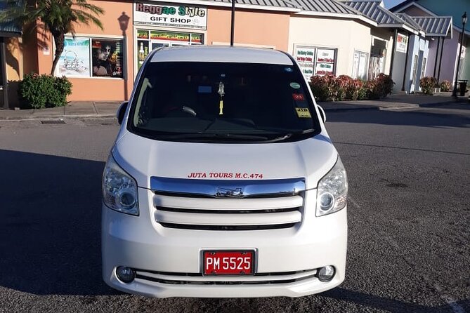 Private One Way or Roundtrip Transfers to Montego Bay Resort - Why a private vehicle can be worth $23