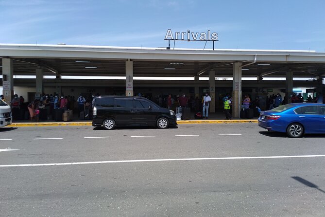 Private Round Trip Airport Transfer from Montego Bay to Ocho Rios - The 90-minute to two-hour ride to Ocho Rios
