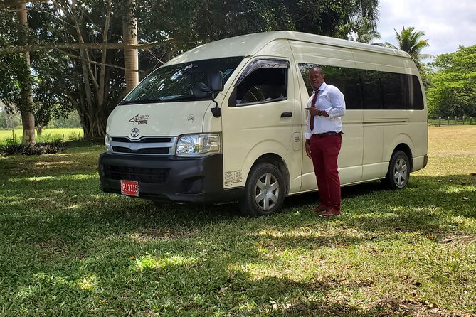 Private Round Trip Transfer Montego Bay to Grand Palladium - The 30 to 45 minute ride to Lucea
