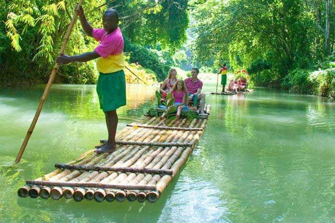 Private Roundtrip Transportation to Martha Brae Rafting - Who should book this transfer?