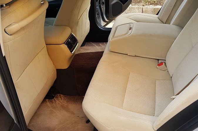 Private Sangster Airport Transfer to Excellence Oyster Bay Hotel - Who should book this airport transfer?
