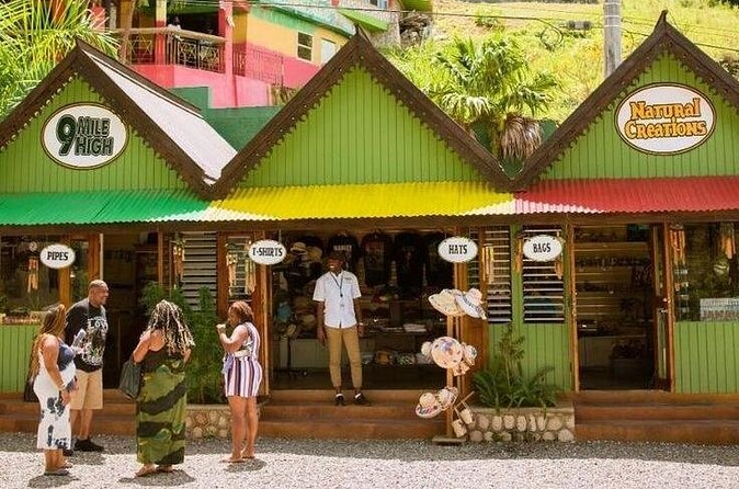 Private Tour Day-Trip Nile mile Bob Marley House With Admission - The mausoleum and the final stop