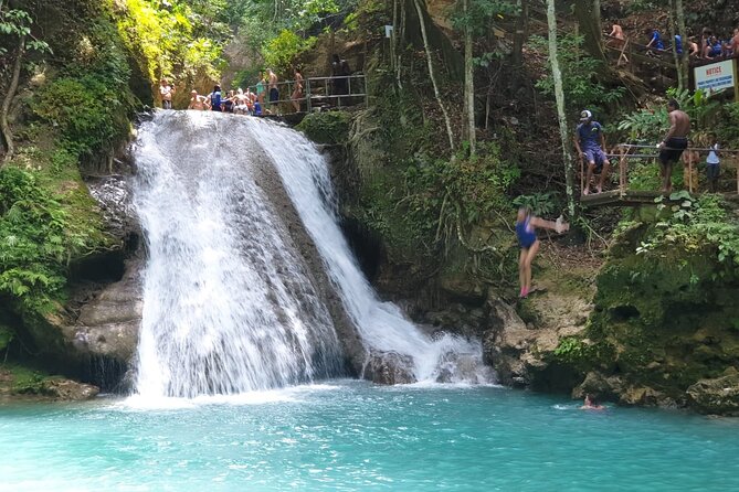 Private Tour from Montego Bay to Horse Back Riding and Bluehole - Riding along the coast at Drax Hall Country Club
