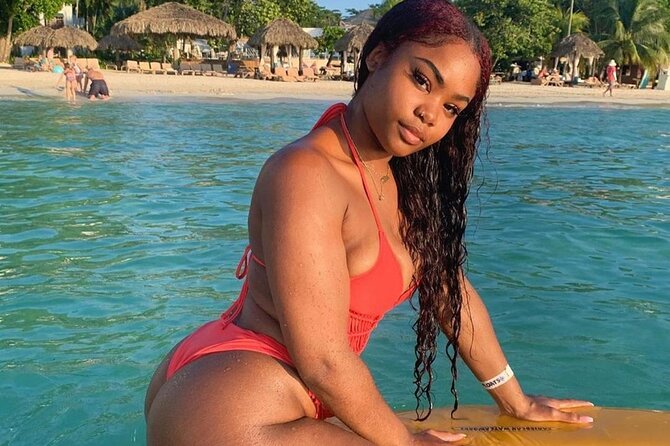 Private Tour Negril Beach and Rick's Cafe From Montego Bay - How the private format changes the day