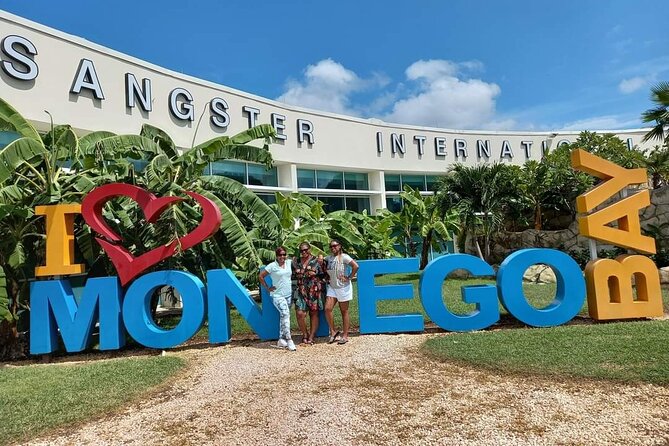 Private Transfer From Montego Bay Airport to Falmouth Trelawny - The private car or minivan ride to Falmouth
