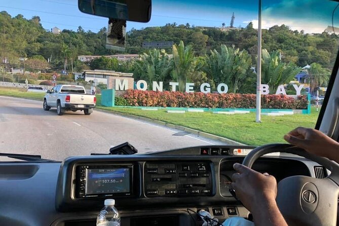 Private Transfer from Montego Bay Airport to Montego Bay Hotels - From Sangster Airport to your Montego Bay hotel