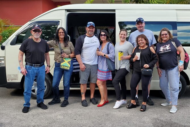 Private Transfer from Montego Bay Hotel to Negril Hotel - Meeting your driver and getting on the road