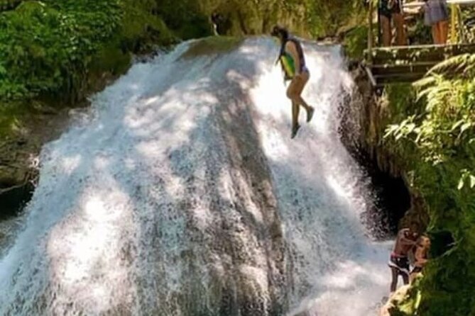 Private Transfer from Montego Bay to Dunns River Falls - Timing, pickup, and the meeting point