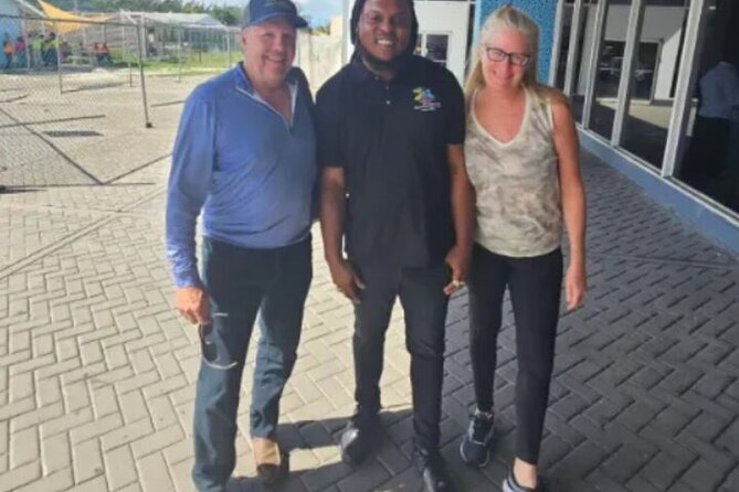 Private Transfer from Montego Bay to Negril - Meeting Your Driver at Sangster International Airport