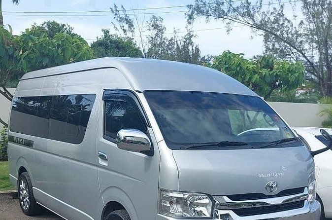 Private Transfer to Hotels in MoBay from Montego Bay Airport - Cancellation and practical booking advice