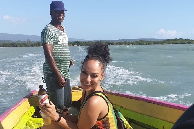 Private Transportation from Montego Bay to Appleton Estate & Pelican Bar - A 15-minute boat ride to Floyd’s Pelican Bar