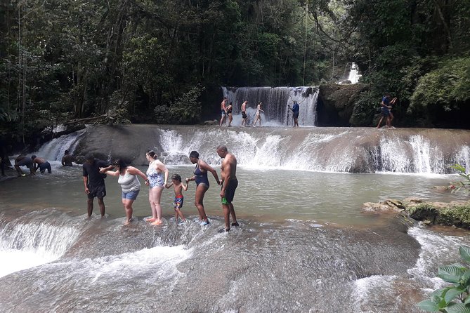 Private YS Falls Tour from Montego Bay - Ziplining, Shopping, and Choosing Your Own Pace
