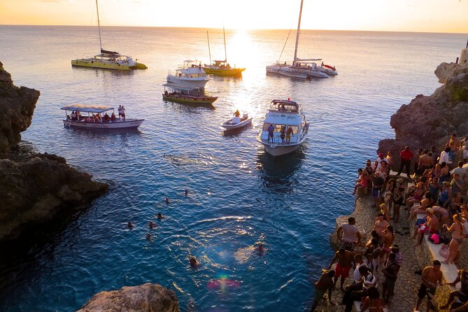 Rick's Cafe and 7 Mile Beach from Montego Bay - Why this Montego Bay to Negril outing works