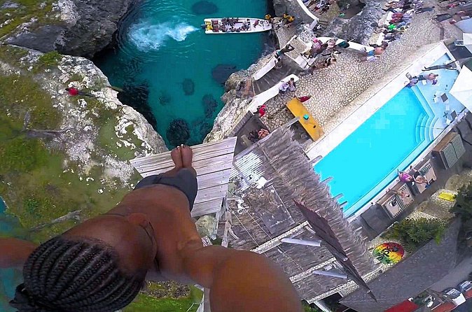 Rick's Cafe and 7 Mile Beach from Montego Bay - Rick’s Cafe: sunset, reggae, and cliff jumps
