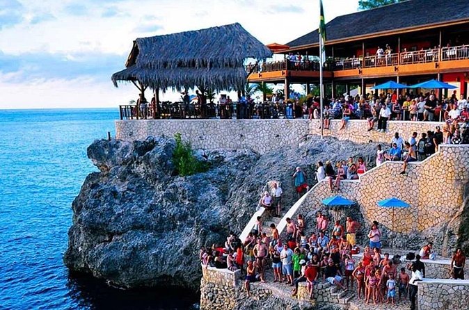 Rick s Café and Seven Mile Beach Private Tour Negril Jamaica - George and the value of private transport