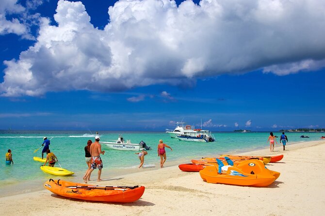 Rick s Café and Seven Mile Beach Private Tour Negril Jamaica - Final call: book it for the contrast