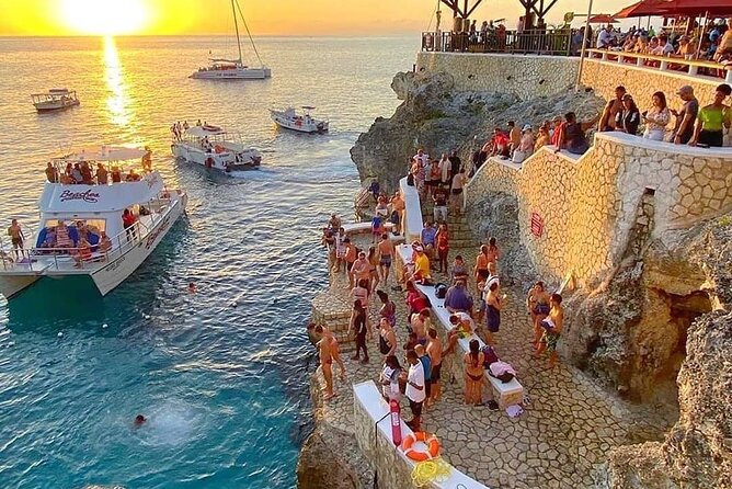 Ricks cafe & 7mile Beach Tour from Montego Bay. - Seven Mile Beach: sand, sea, and optional water sports