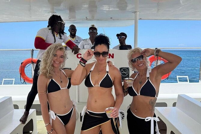 Ricks Cafe Party Cruise with Open Bar & DJ MONTEGO BAY RESORTS - From Montego Bay to Negril’s 7 Mile Beach