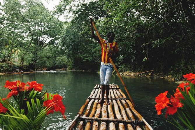 Rio Nuevo Bamboo River Rafting & Dunn's River Falls - Who will enjoy this tour most