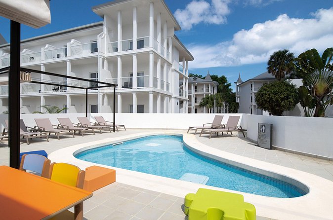 Riu Palace Montego Bay Private Airport Transfer - The Limits of a Simple Airport Transfer