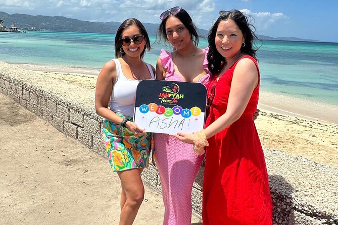 RIU Palace reggae and RIU Montego Bay private airport transfers - Birthday trips and personal touches