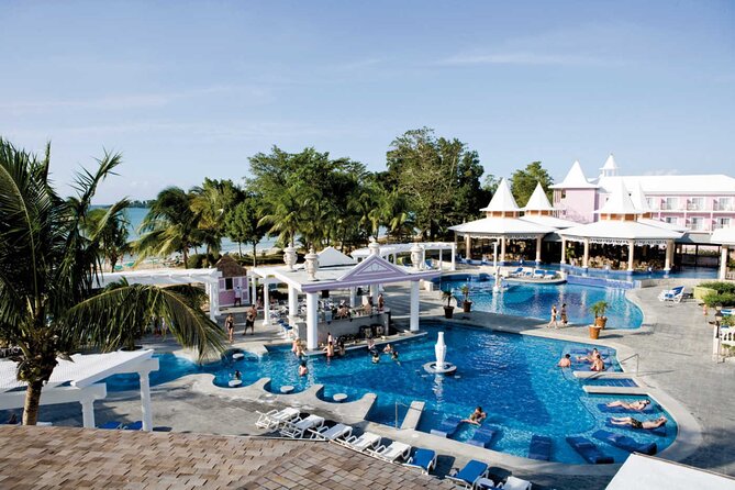 Riu Palace Tropical Bay Resort Private Airport Transfer - Private vehicles for couples, families, and groups