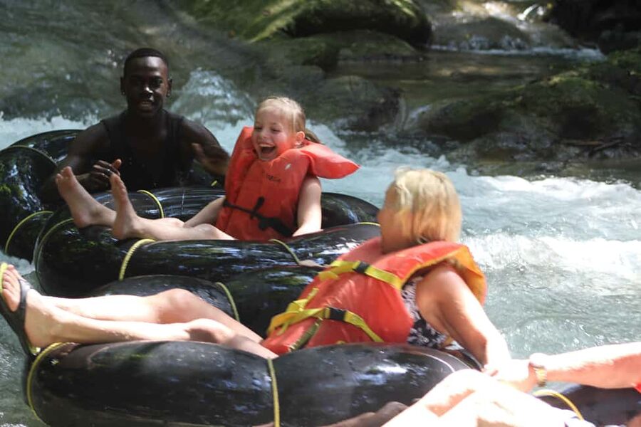 River Rapids Jungle River Tubing Adventure - Why Rio Bueno makes a good half-day adventure