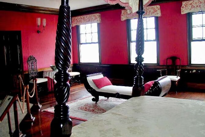 Rose Hall Great House and Montego Bay Tour - St. James Parish Church and its 1911 glass