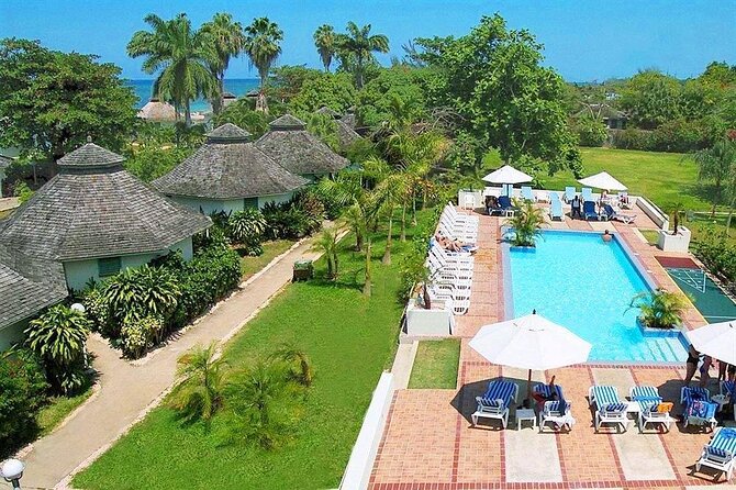 Royal Decameron Montego Bay Private Airport Transfer - The biggest advantage: no taxi bargaining