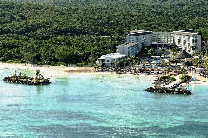 Royalton Blue Waters and Hideaway at Blue Waters Airport Transfer - Who will like this service most?