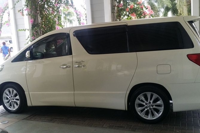 Runaway Bay Airport Transfer - Who will get the most from this transfer