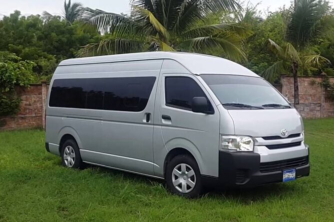 Sangster International Airport – Montego Bay Private Transfers - One-way and round-trip choices