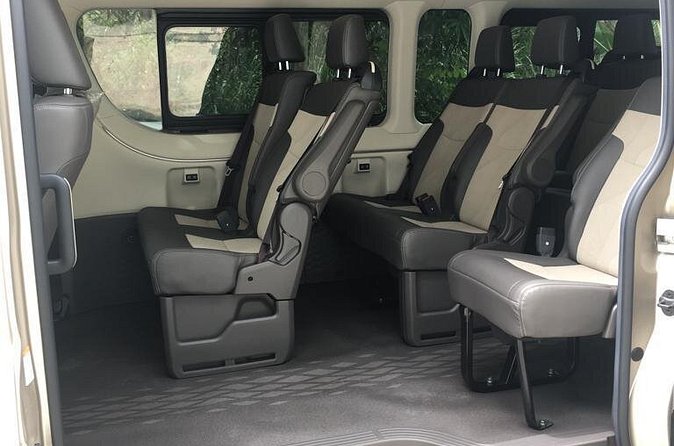 Secret Wild Orchid Montego Bay Private Airport Transfers - The human touch at the airport