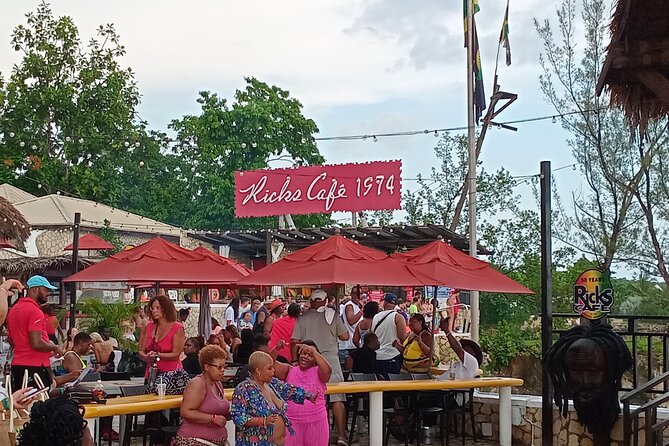 Seven Miles Beach in Negril and Ricks Cafe from Montego Bay - The Montego Bay to Negril road trip
