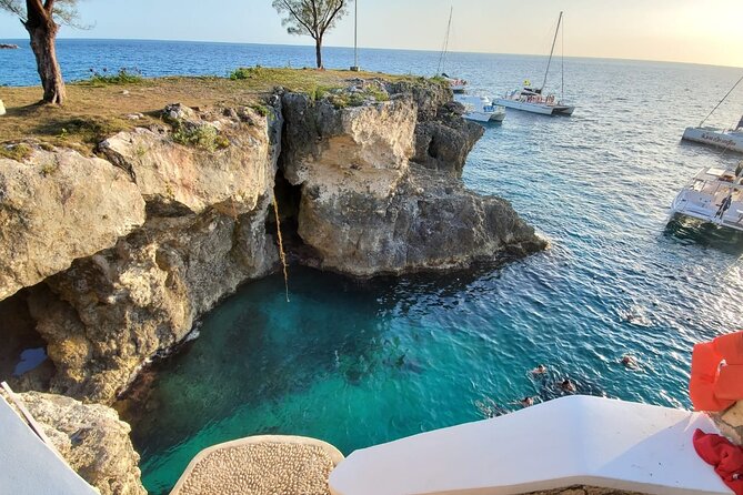 Sunset Catamaran cruise, Snorkeling and Rick's Cafe from Mobay - What the schedule means in practice