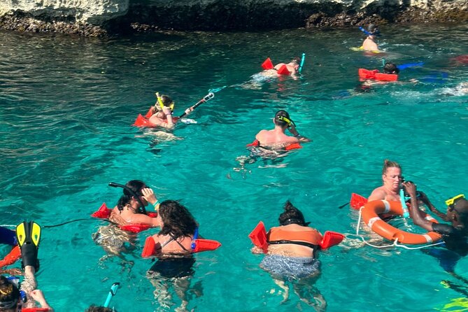 SUNSET PARTY CRUISE Rick's Cafe Ocean Coral / Eden Bay Guests - Who will enjoy this most?