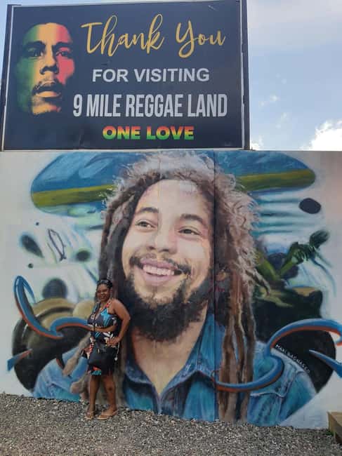 The Official Nine Mile Bob Marley Museum Guided Tour - Food, drinks, and comfort on the road